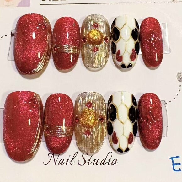 Handmade Press-On Nails - Picture 12 of 16